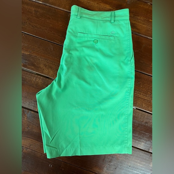 Bolle Golf Shorts - Picture 2 of 4